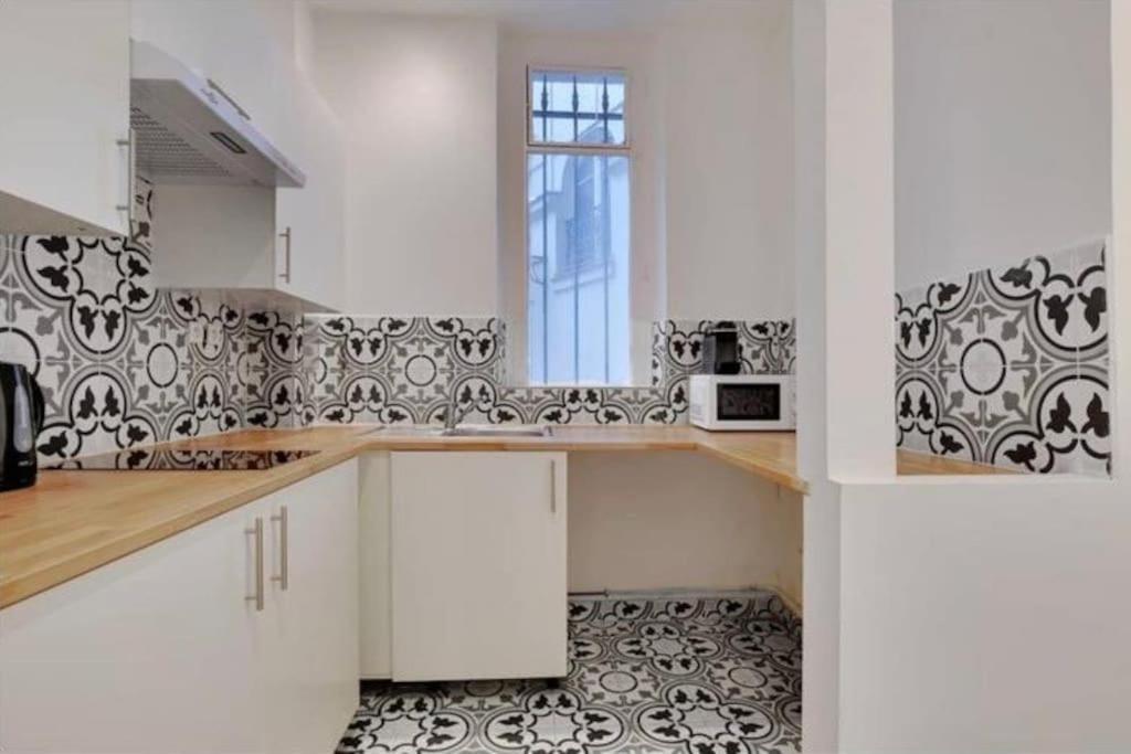 Appartement Magnifique Paris 18 Exterior photo